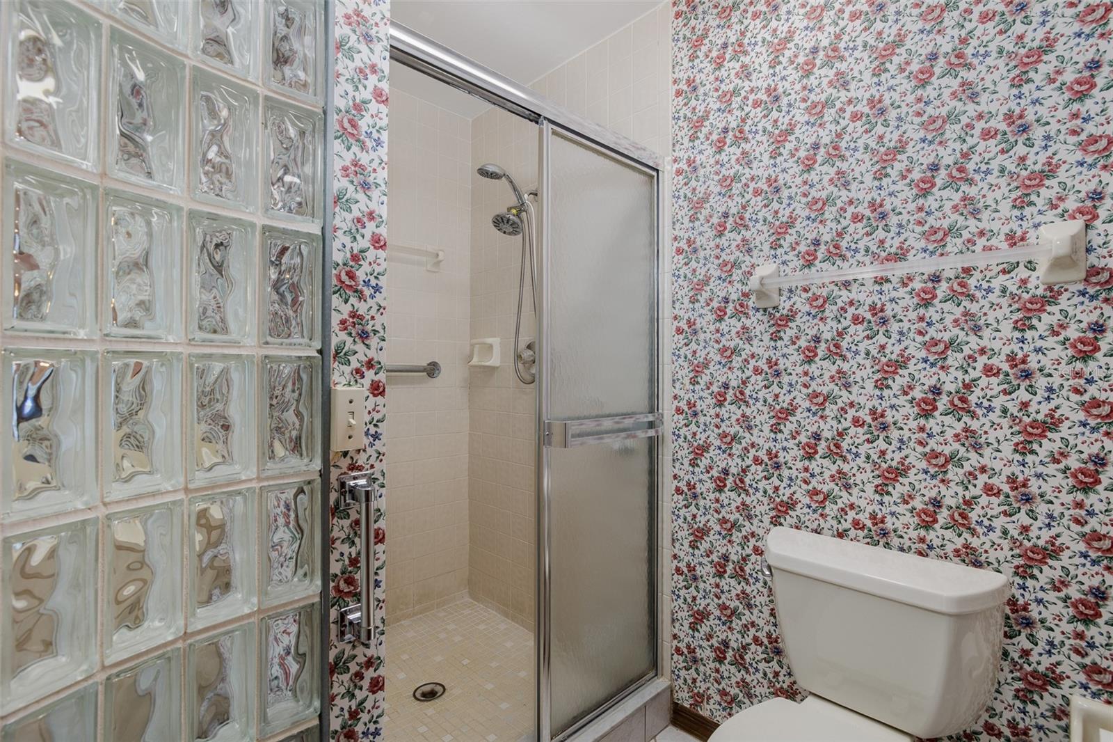 18602 WHITE PINE CIR, HUDSON, FL, 34667