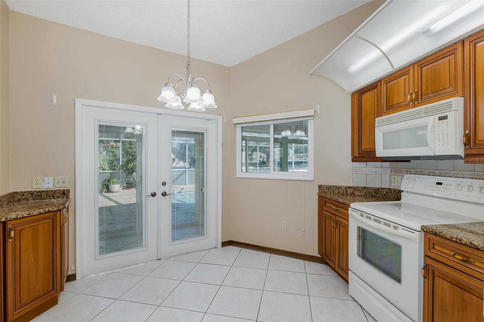 18602 WHITE PINE CIR, HUDSON, FL, 34667