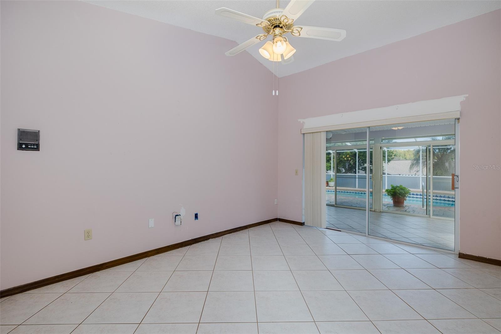 18602 WHITE PINE CIR, HUDSON, FL, 34667