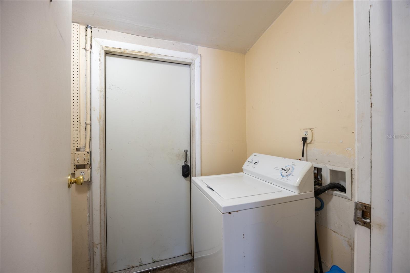 5803 E 30TH AVE, TAMPA, FL, 33619