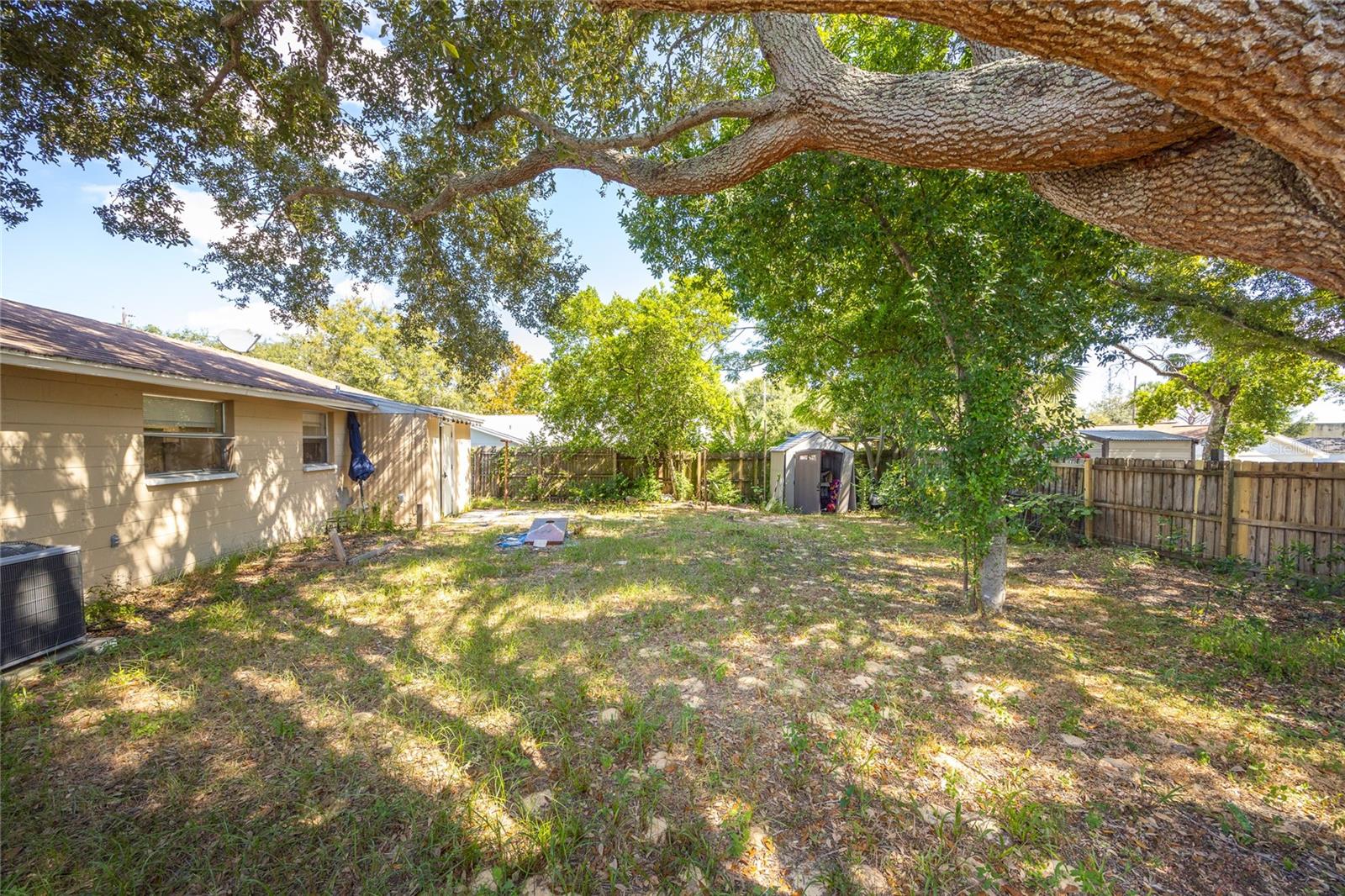 5803 E 30TH AVE, TAMPA, FL, 33619