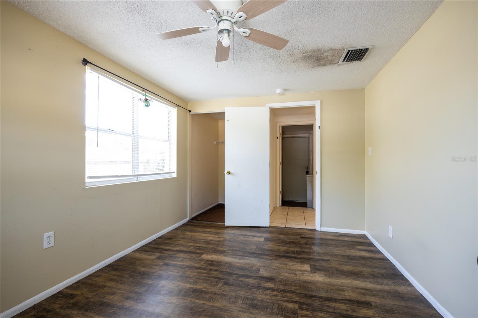 5803 E 30TH AVE, TAMPA, FL, 33619