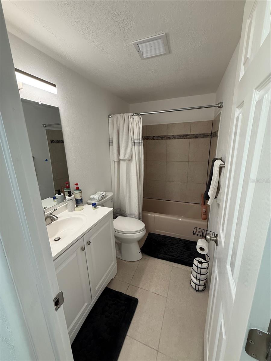 7 MANOR CT, ENGLEWOOD, FL, 34223