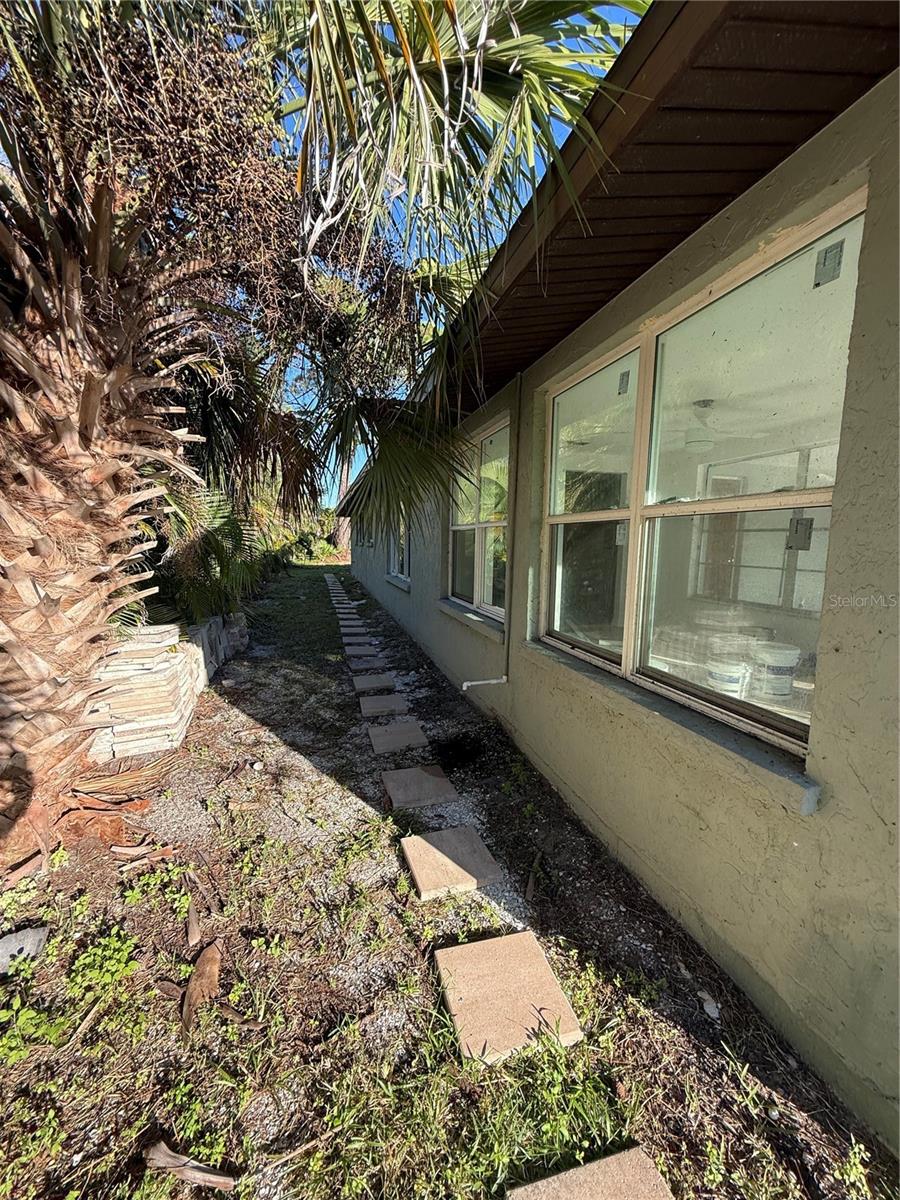 7 MANOR CT, ENGLEWOOD, FL, 34223