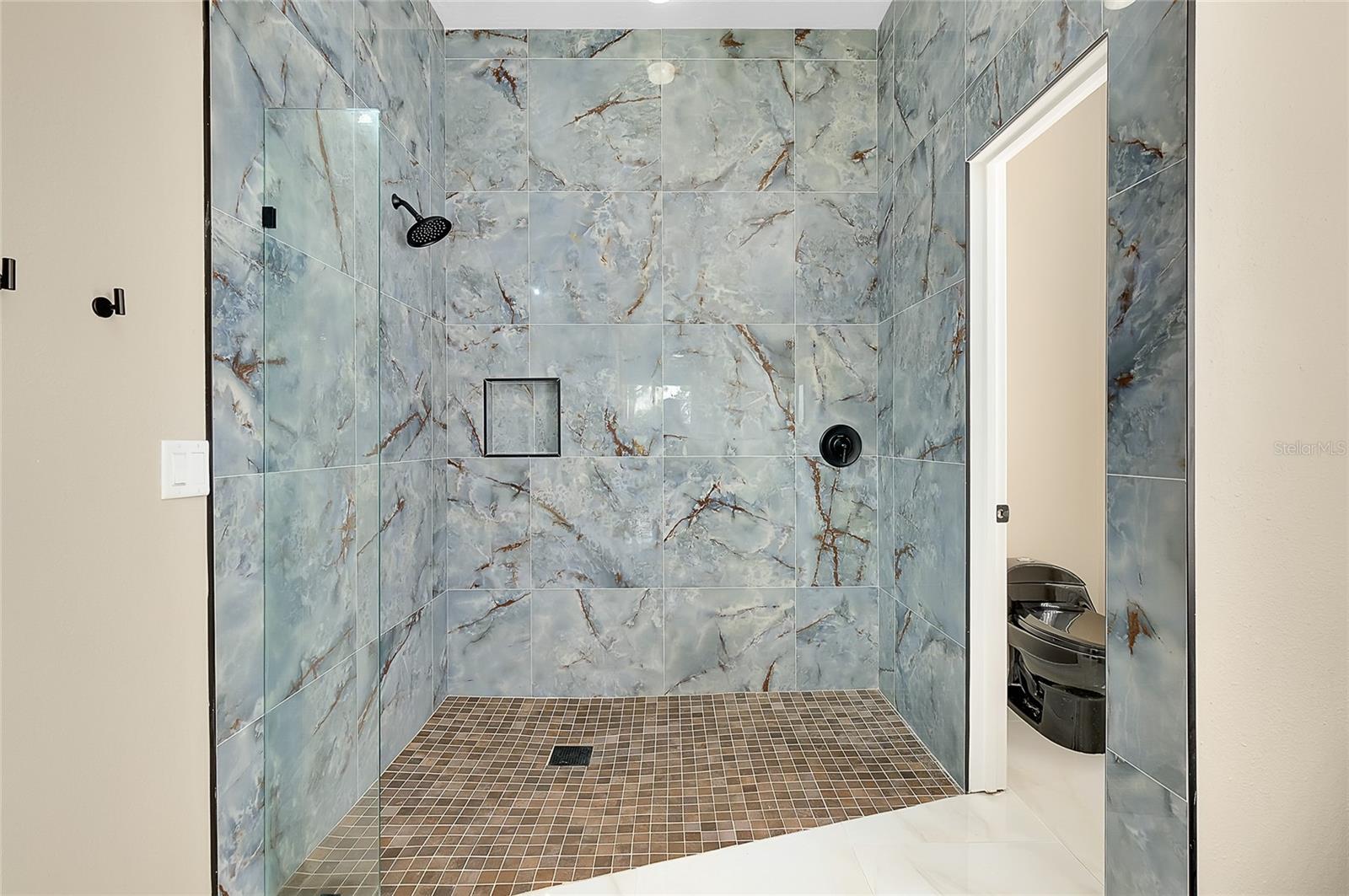 10142 GLENMORE AVE, LAKEWOOD RANCH, FL, 34202