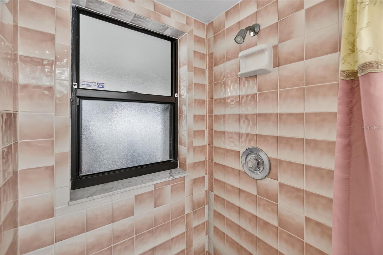 7016 2ND ST N, ST PETERSBURG, FL, 33702