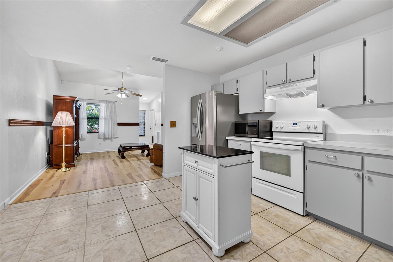 7016 2ND ST N, ST PETERSBURG, FL, 33702