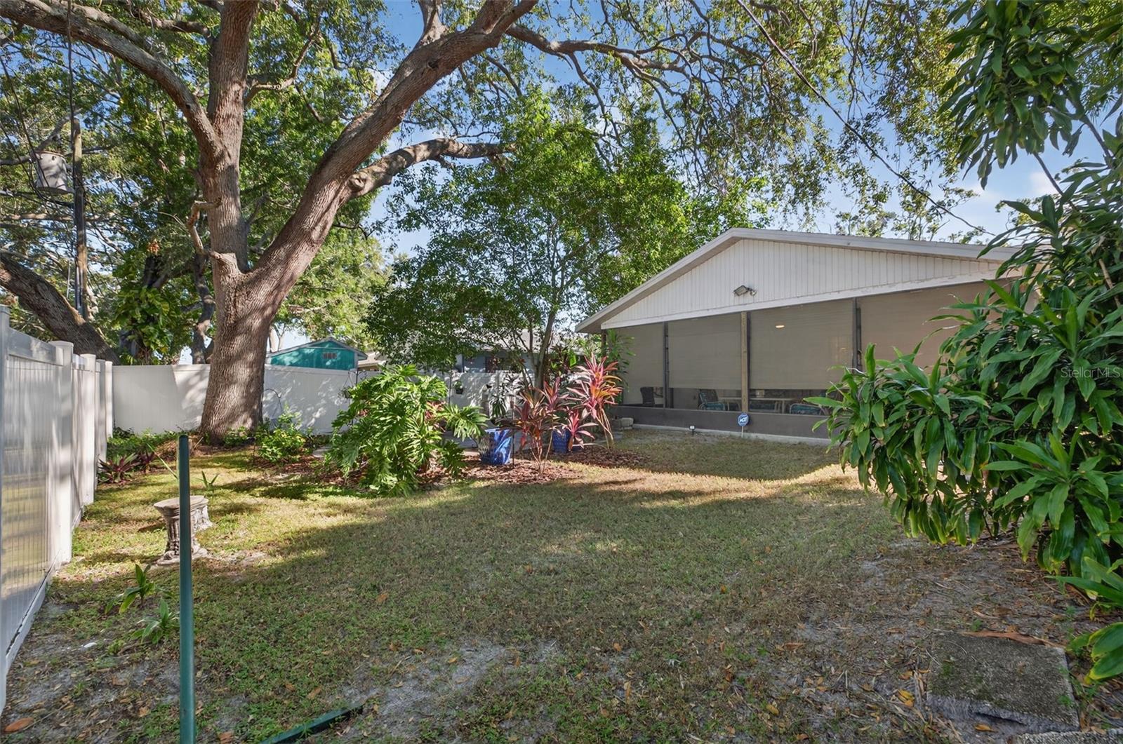 7016 2ND ST N, ST PETERSBURG, FL, 33702