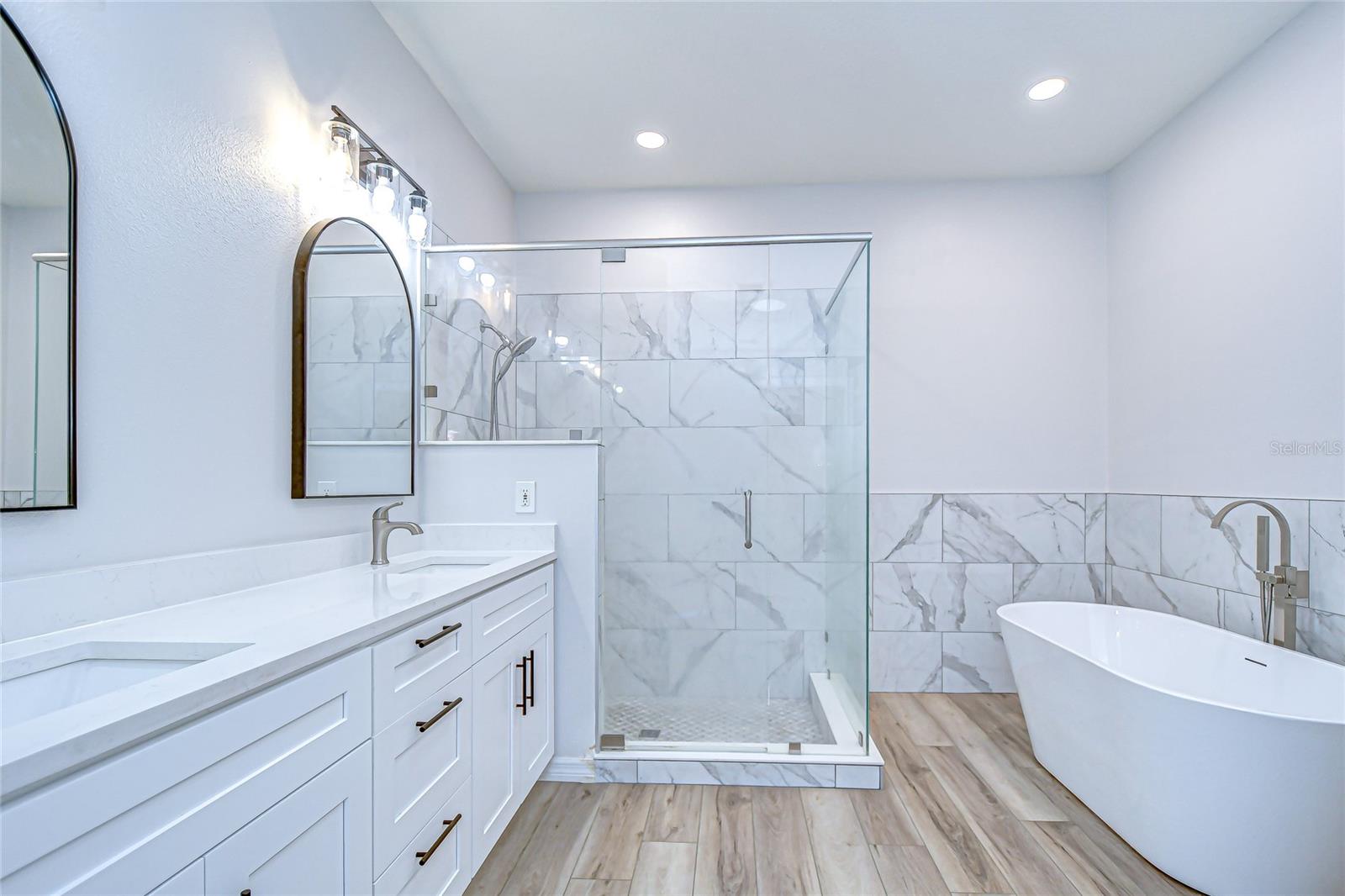 3610 SAVANNAH LAKE PL, VALRICO, FL, 33596