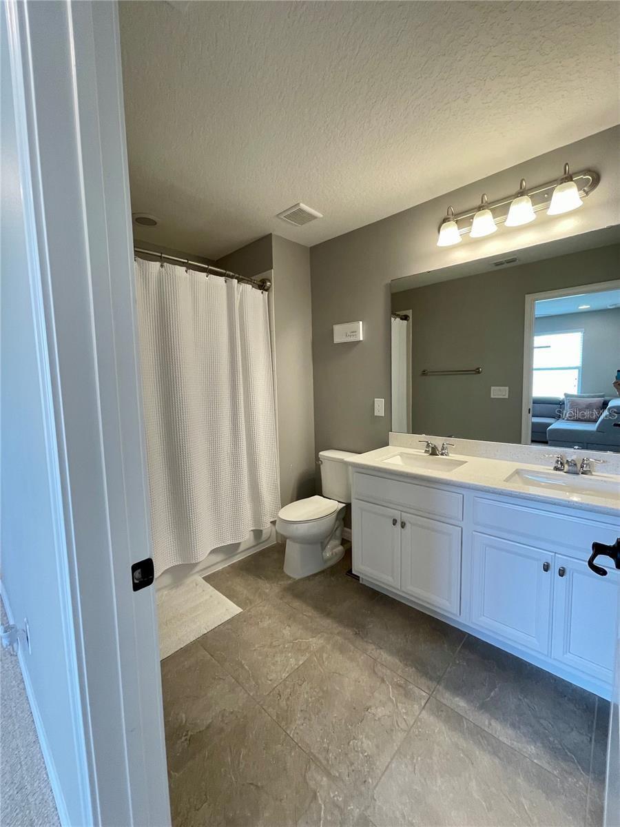 7528 BISHOP SQUARE DR, WINTER GARDEN, FL, 34787