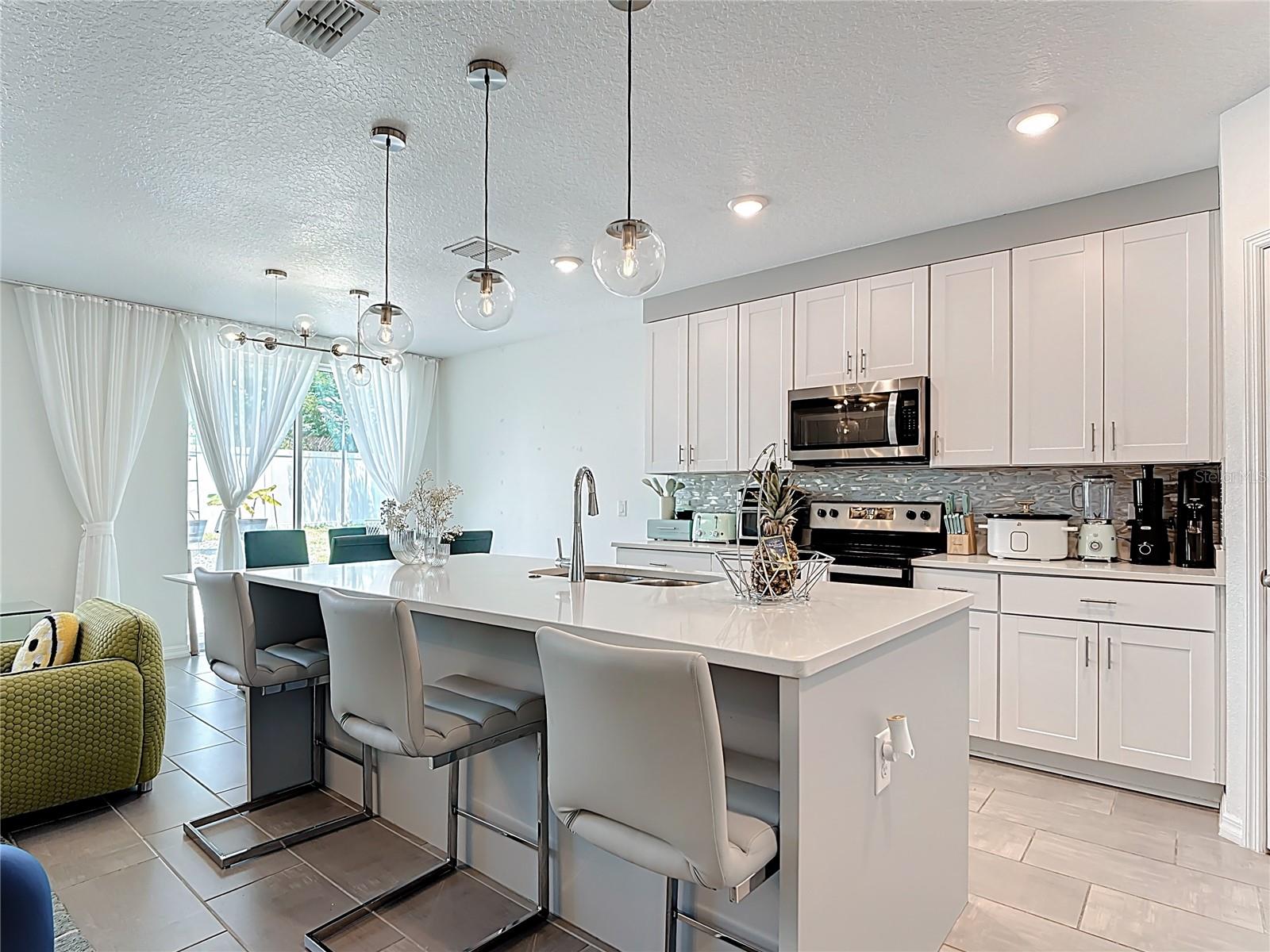 1251 CITRUS LANDING BLVD, DAVENPORT, FL, 33837