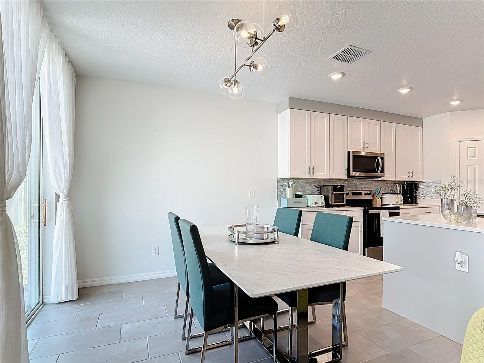 1251 CITRUS LANDING BLVD, DAVENPORT, FL, 33837