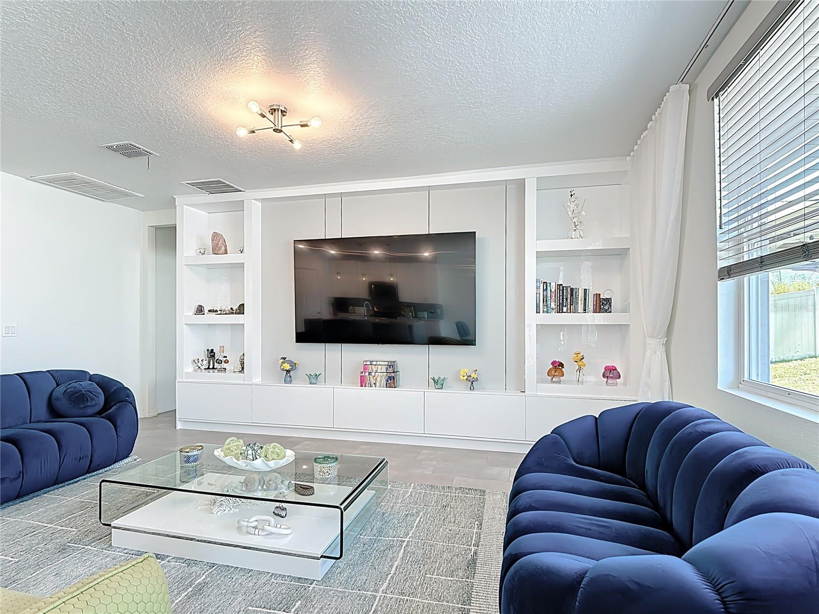 1251 CITRUS LANDING BLVD, DAVENPORT, FL, 33837