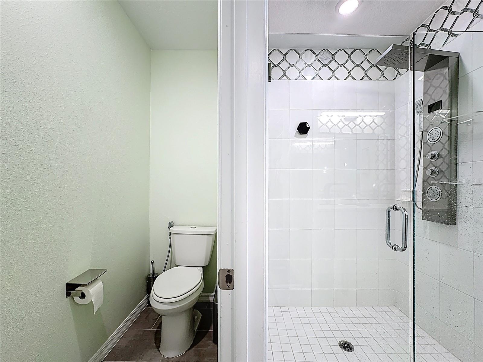 1251 CITRUS LANDING BLVD, DAVENPORT, FL, 33837