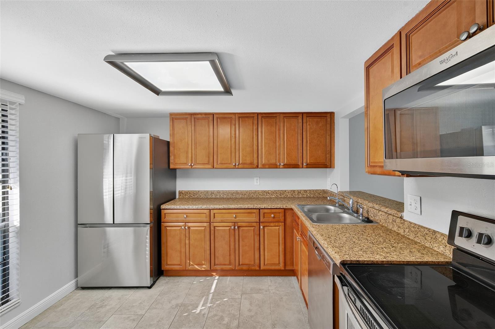 321 WINDRUSH LOOP, TARPON SPRINGS, FL, 34689