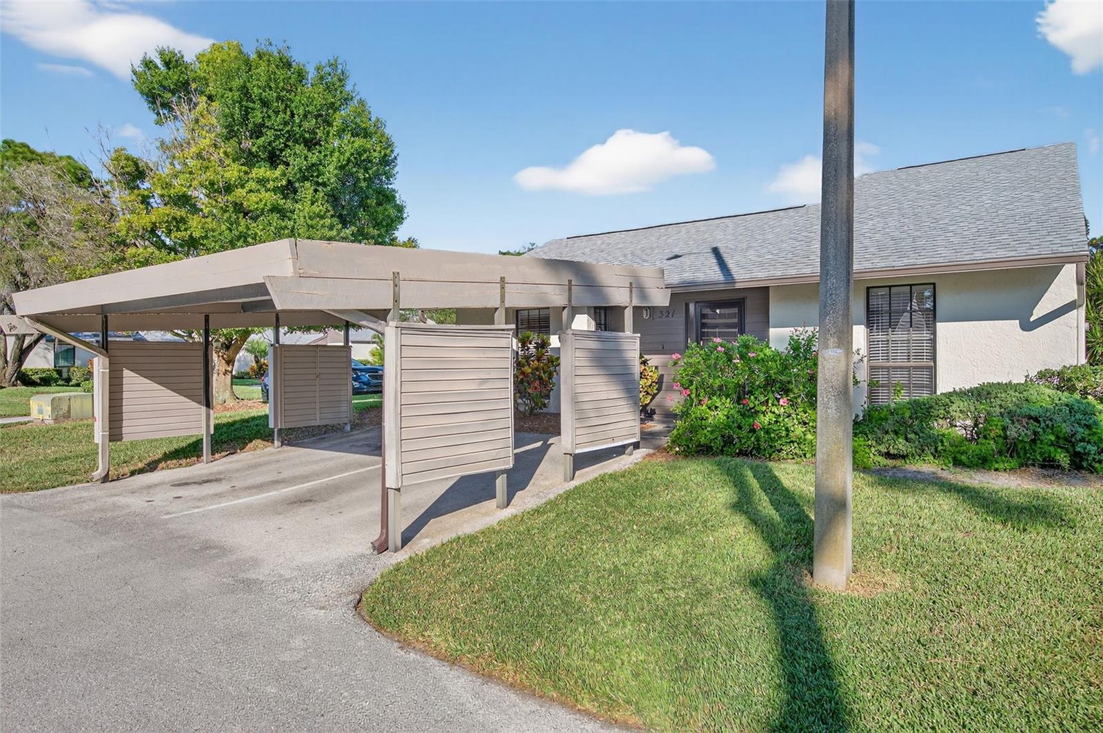 321 WINDRUSH LOOP, TARPON SPRINGS, FL, 34689