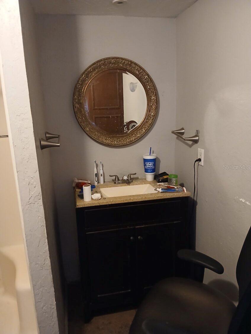 O6354156 Property Photo