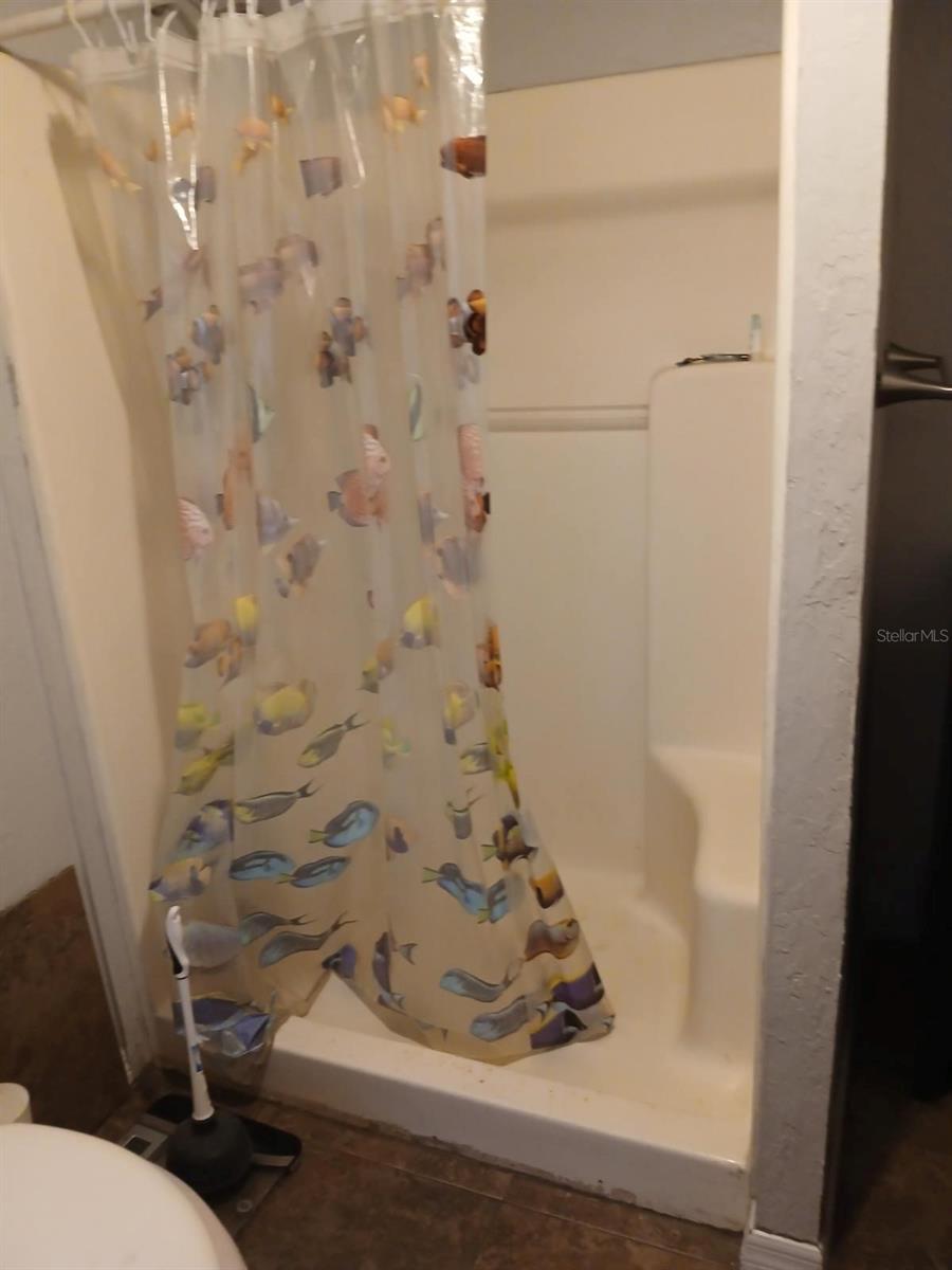 O6354156 Property Photo