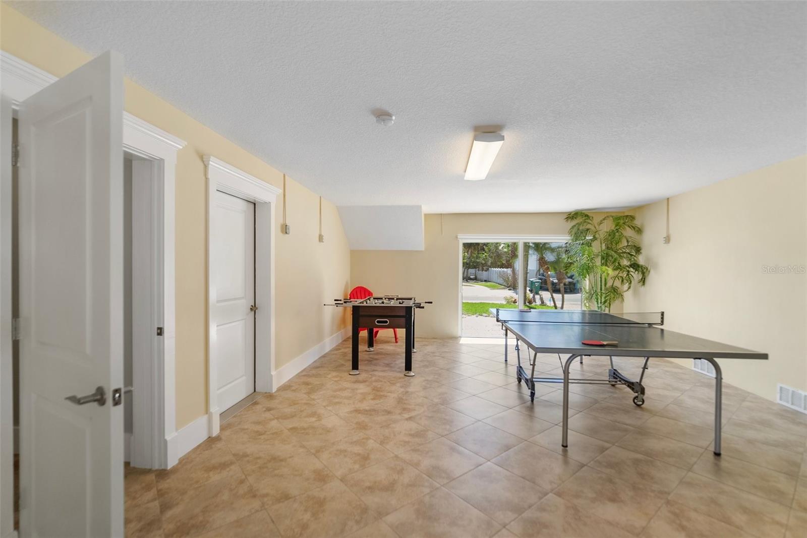 A4669141 Property Photo