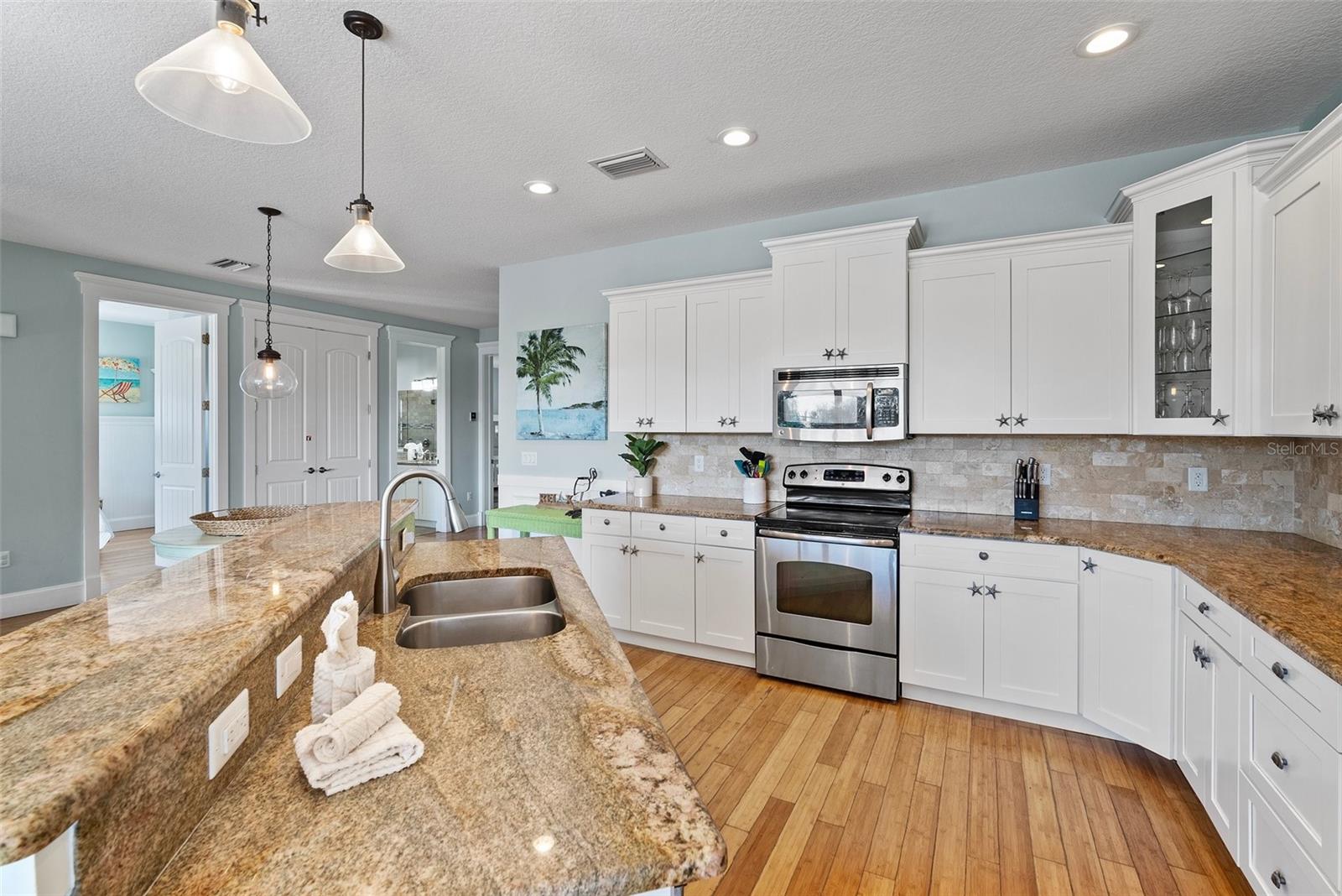 A4669141 Property Photo