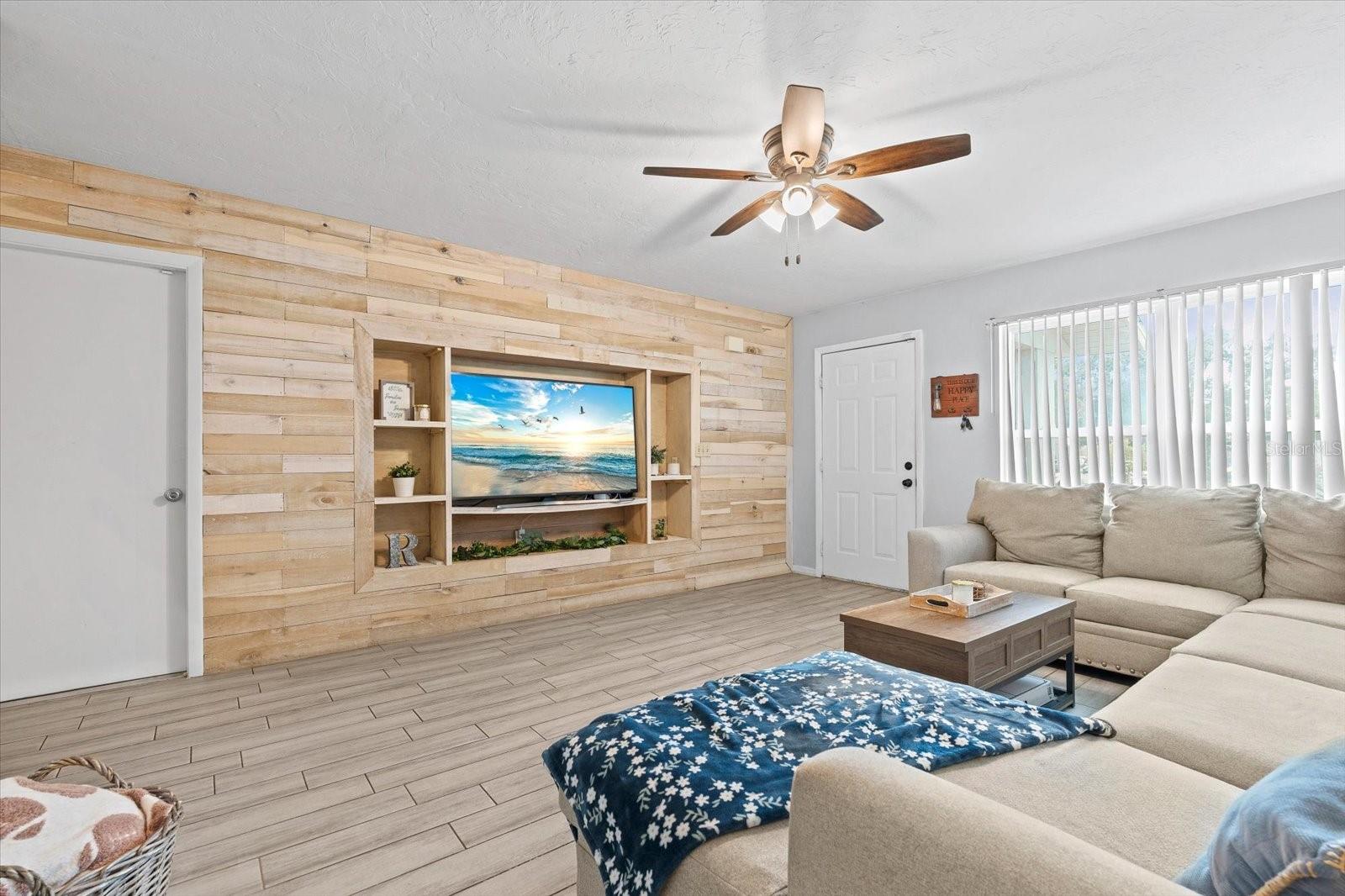 5004 3RD AVE W, PALMETTO, FL, 34221