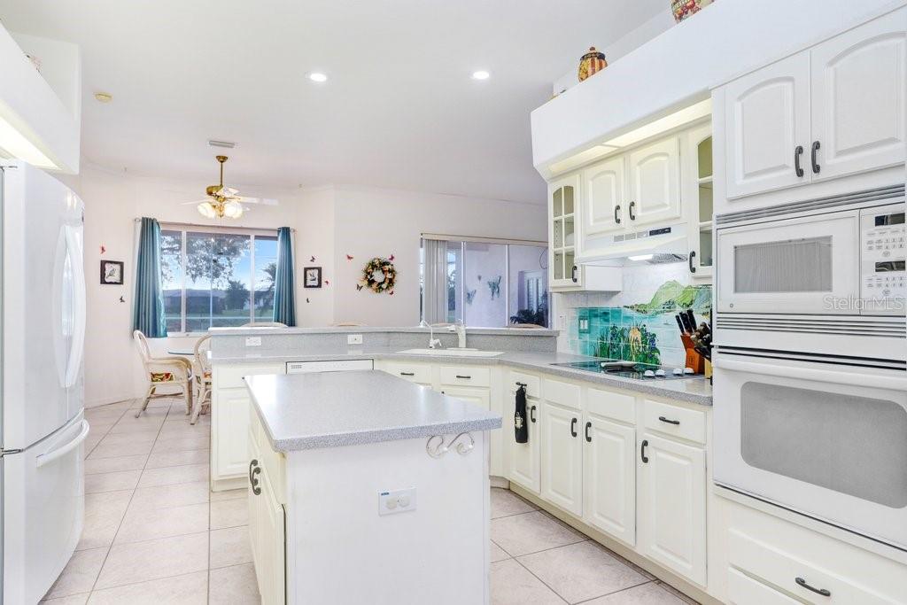 3614 GAVIOTA DR, SUN CITY CENTER, FL, 33573