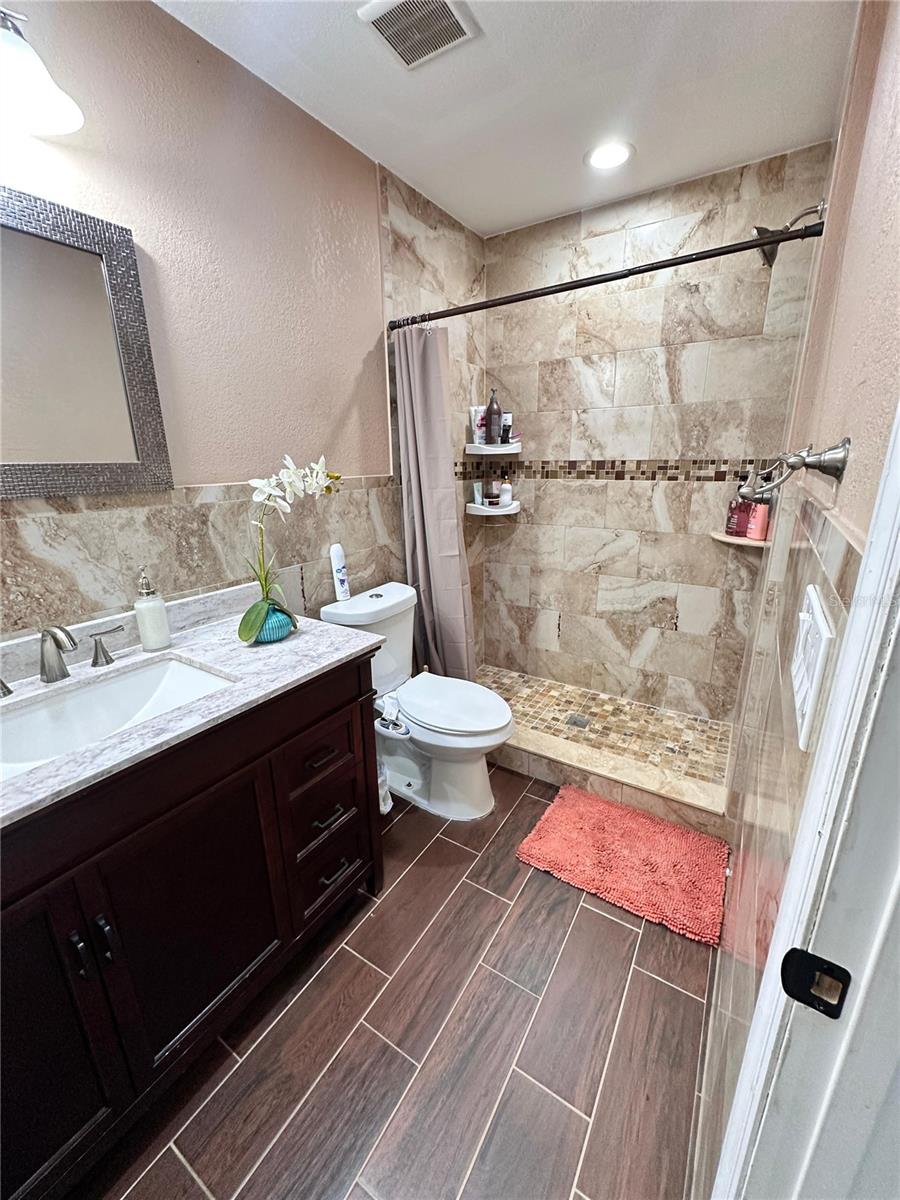 7006 SHENANDOAH CT, TAMPA, FL, 33615