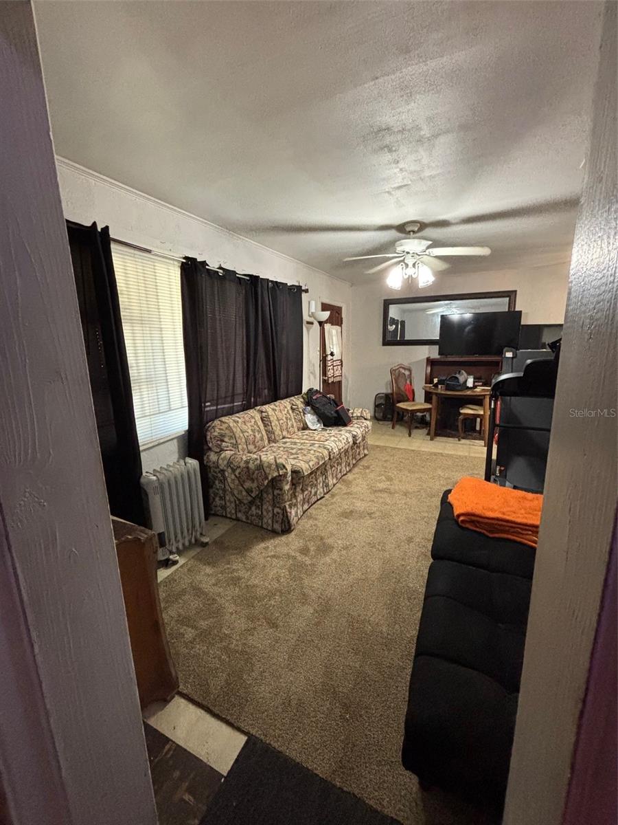 OM711892 Property Photo