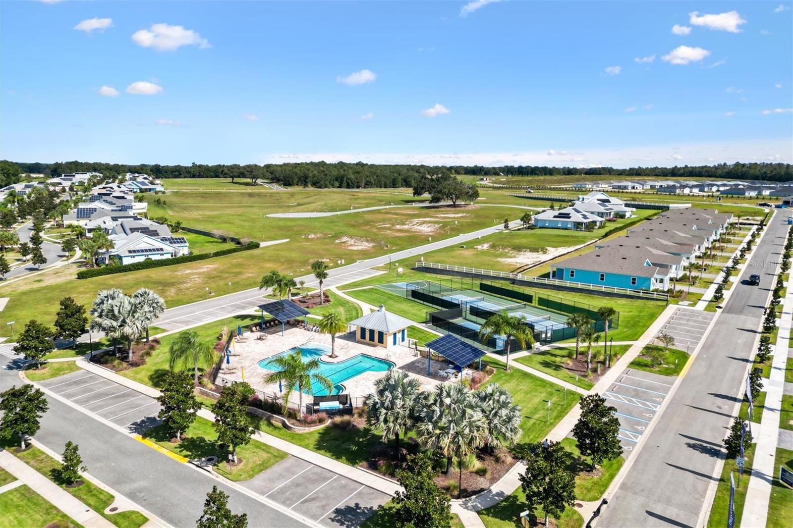 1052 SUGAR LOAF KEY LOOP, LADY LAKE, FL, 32159