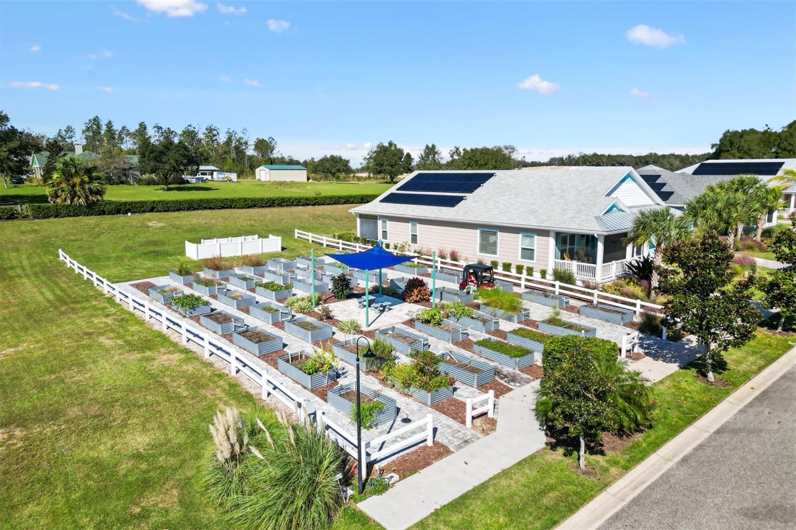 1052 SUGAR LOAF KEY LOOP, LADY LAKE, FL, 32159