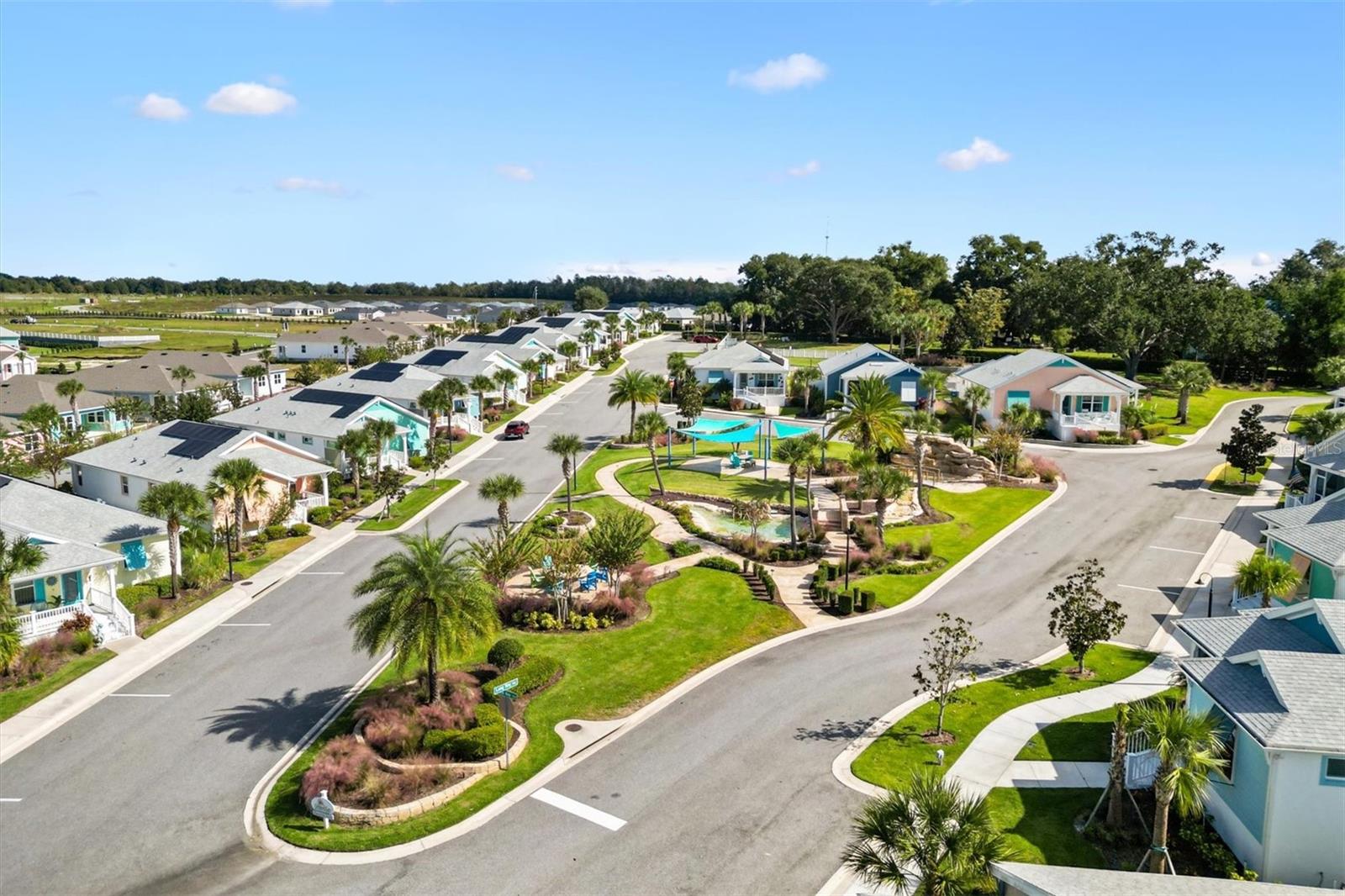 1052 SUGAR LOAF KEY LOOP, LADY LAKE, FL, 32159