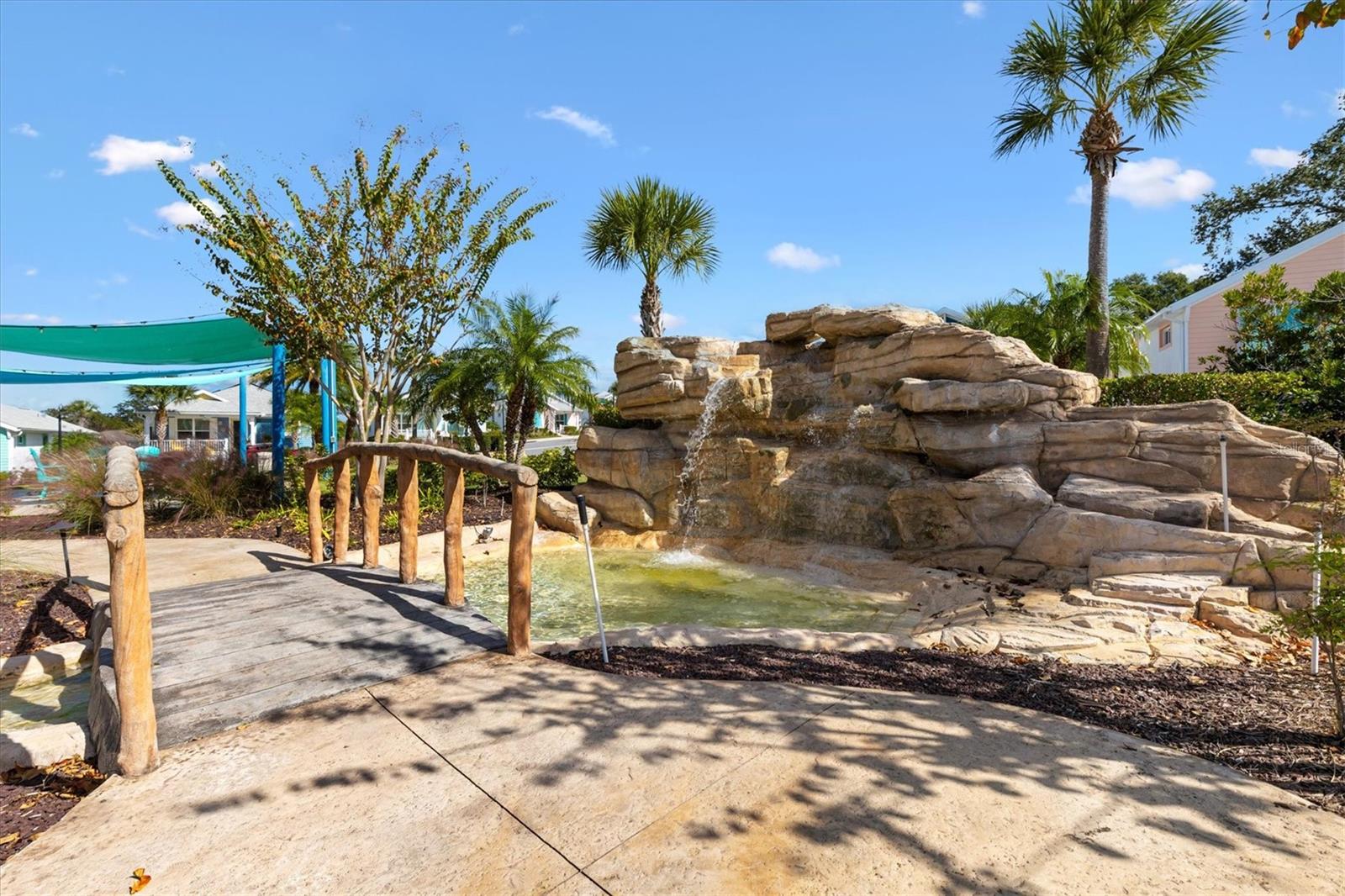 1052 SUGAR LOAF KEY LOOP, LADY LAKE, FL, 32159