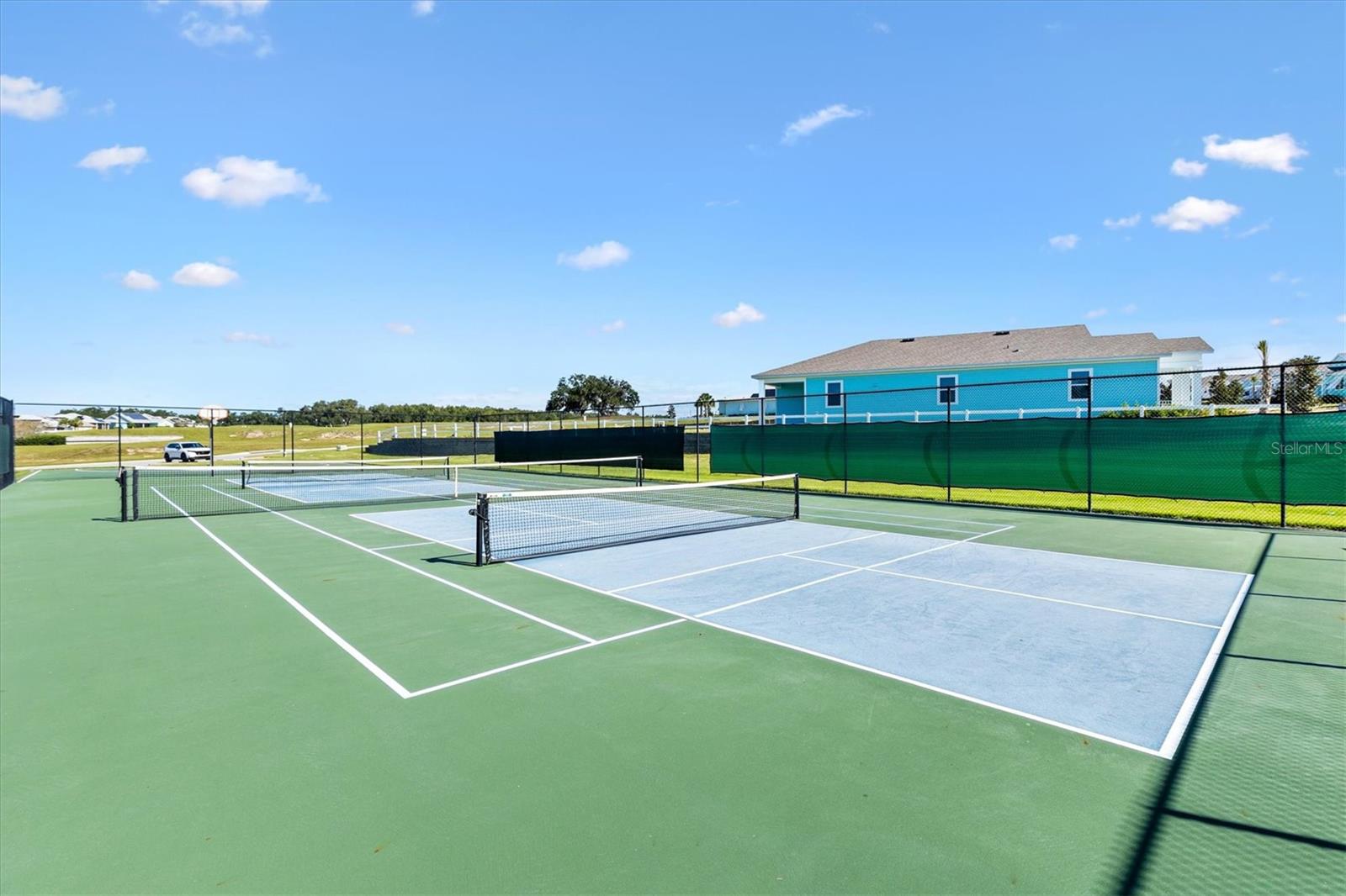 1052 SUGAR LOAF KEY LOOP, LADY LAKE, FL, 32159