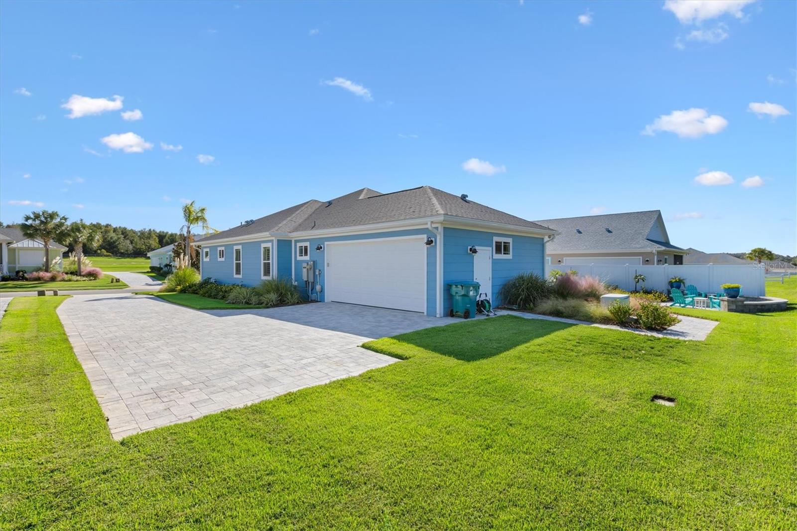 1052 SUGAR LOAF KEY LOOP, LADY LAKE, FL, 32159
