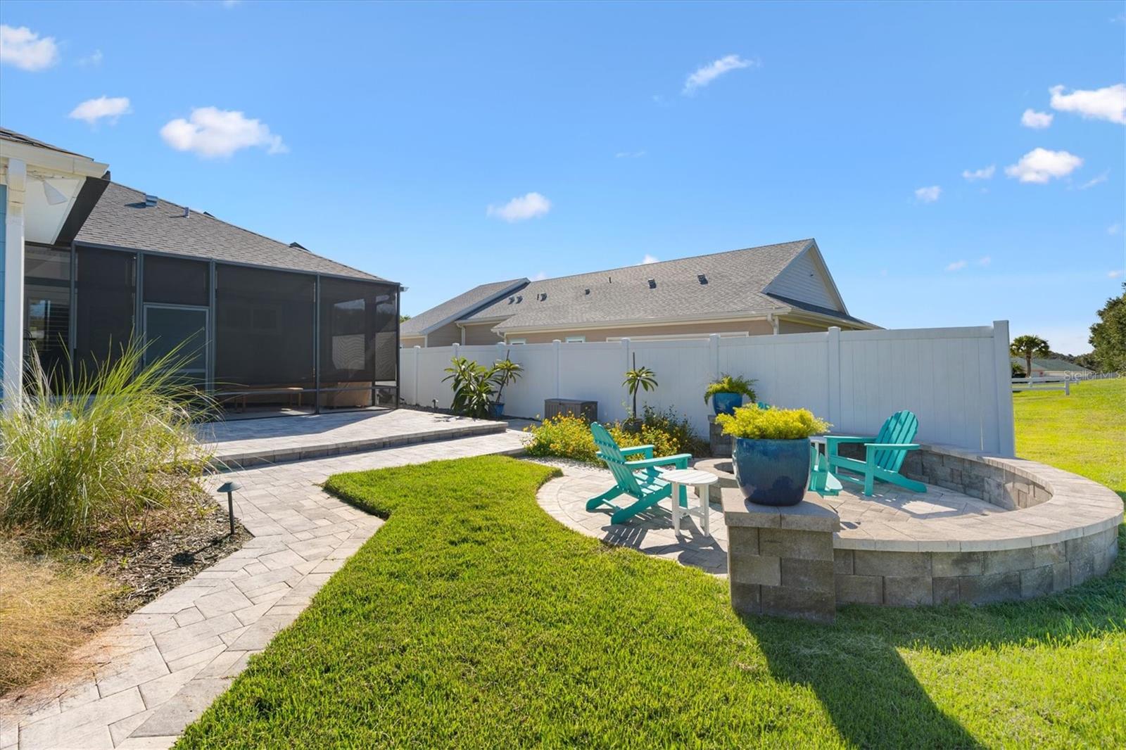 1052 SUGAR LOAF KEY LOOP, LADY LAKE, FL, 32159