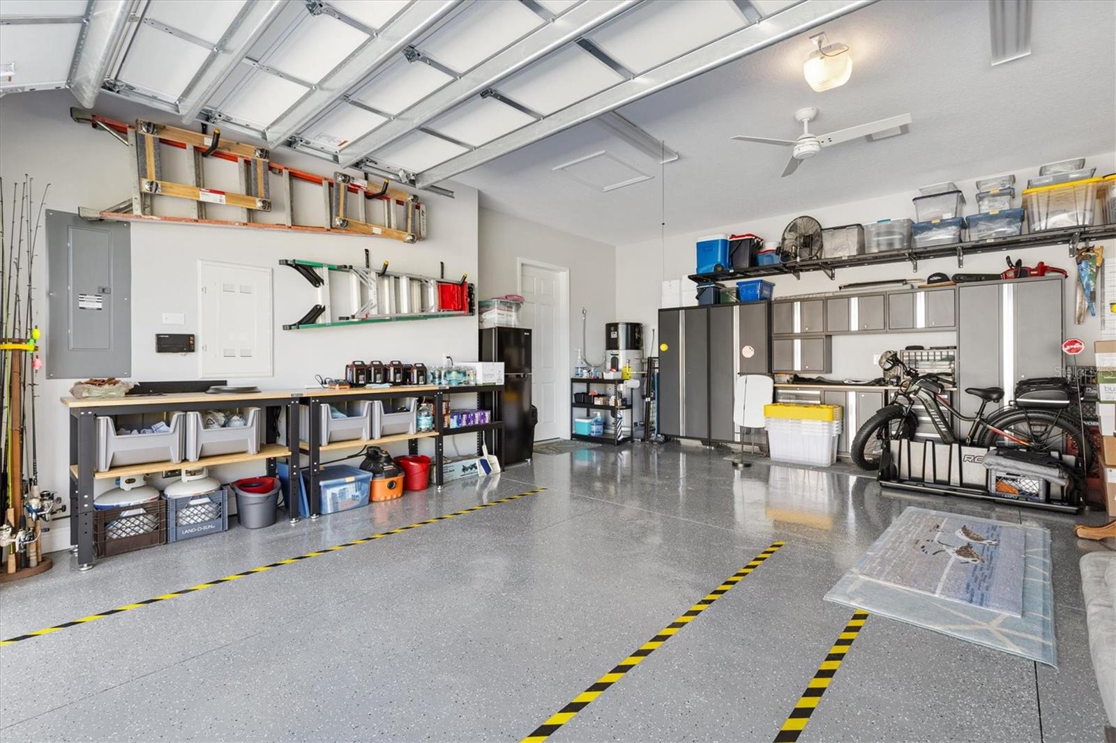 1052 SUGAR LOAF KEY LOOP, LADY LAKE, FL, 32159