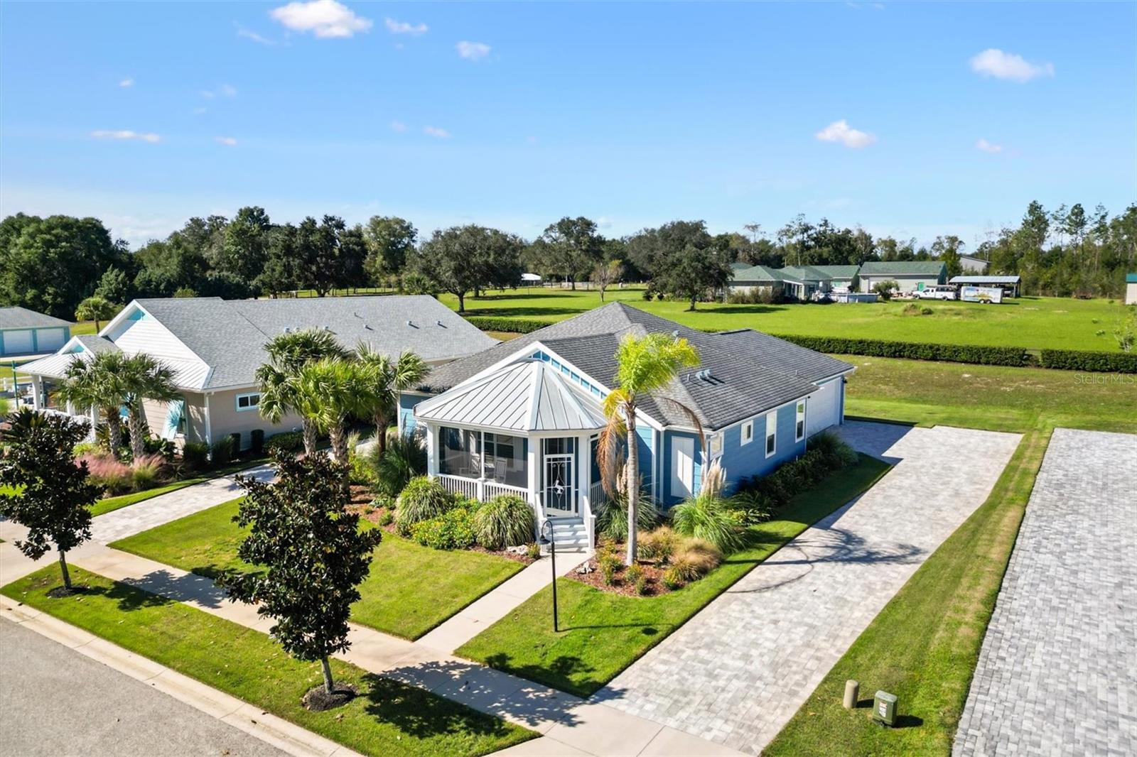 1052 SUGAR LOAF KEY LOOP, LADY LAKE, FL, 32159