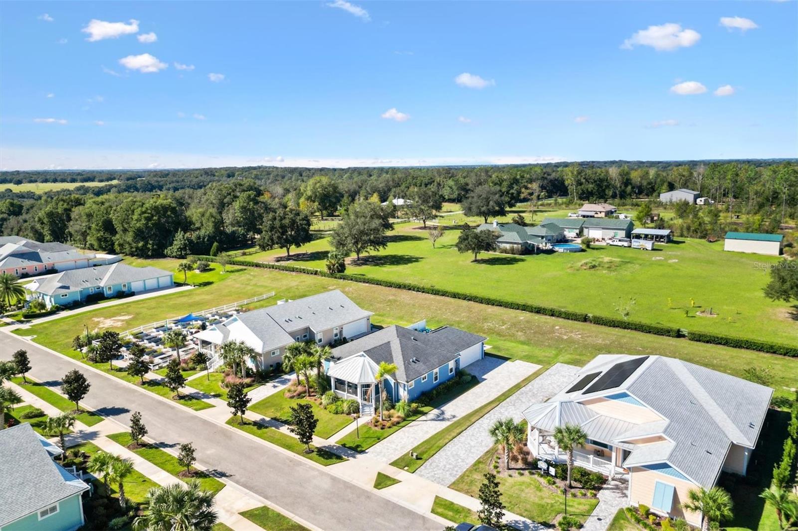1052 SUGAR LOAF KEY LOOP, LADY LAKE, FL, 32159