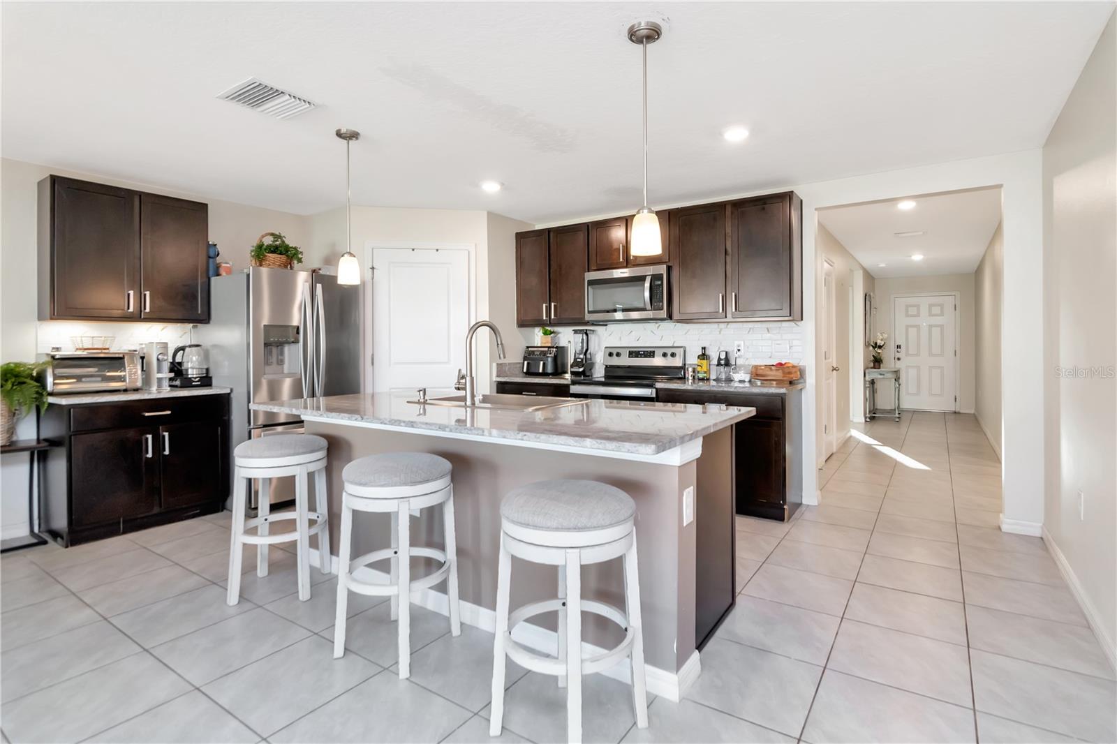 16742 SUNBURST LAKE ST, WIMAUMA, FL, 33598