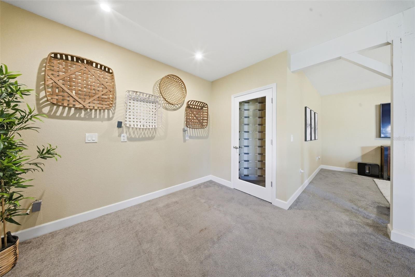 Loft with water hookups