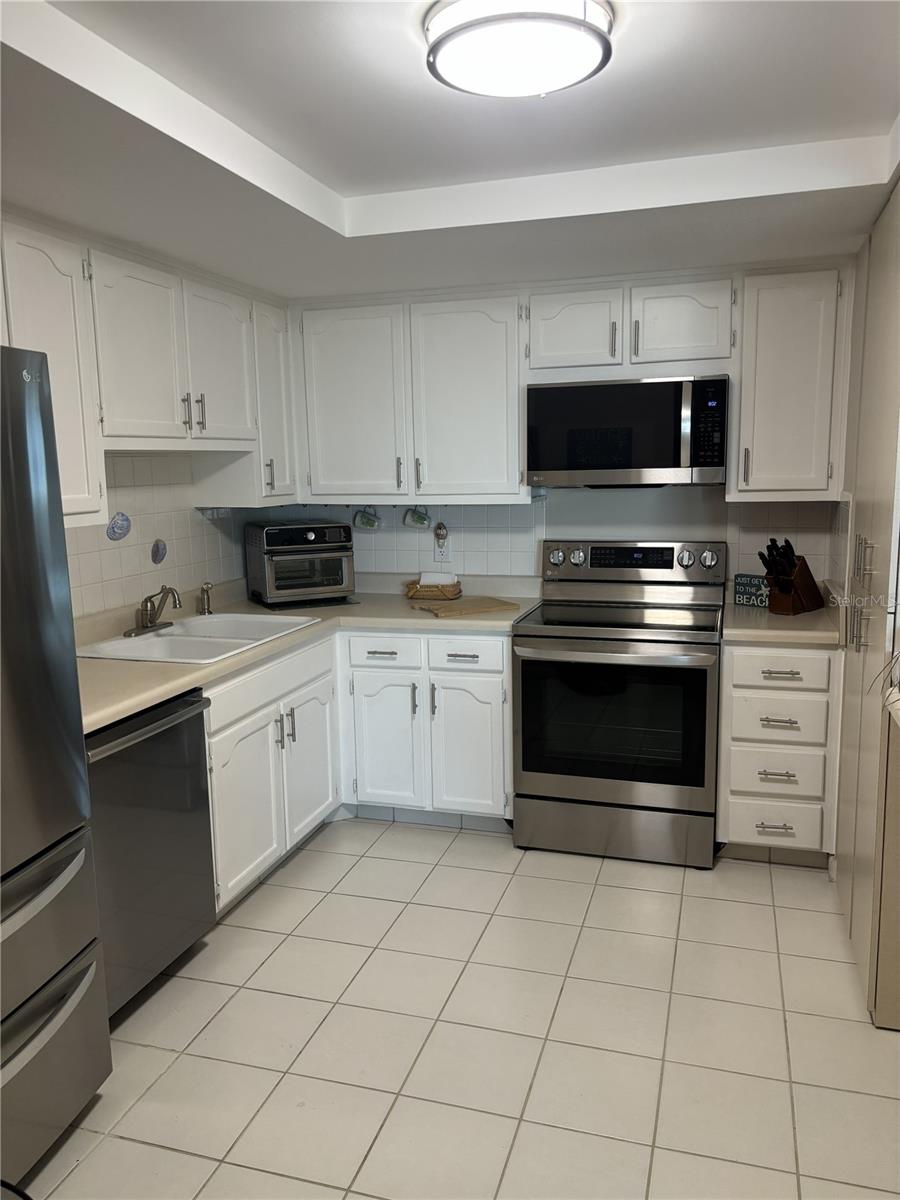 675 S GULFVIEW BLVD #808, CLEARWATER BEACH, FL, 33767