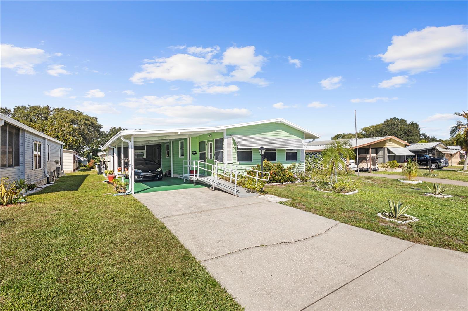 6015 GRAND OAKS DR SE, WINTER HAVEN, FL, 33884