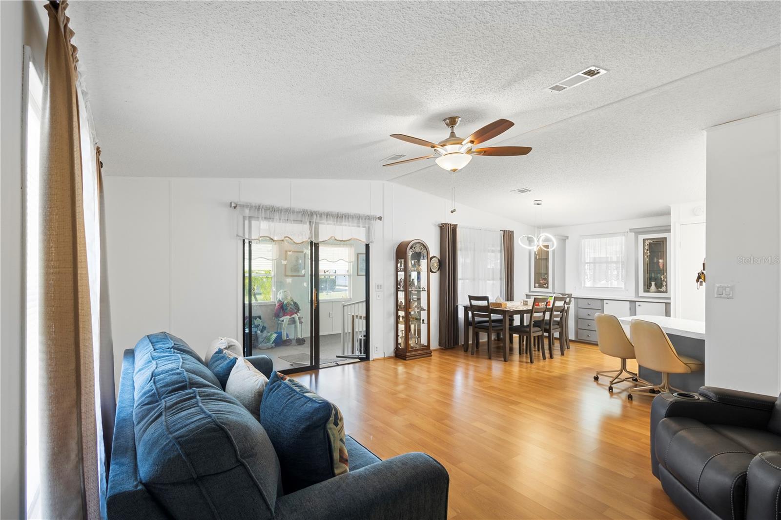 6015 GRAND OAKS DR SE, WINTER HAVEN, FL, 33884