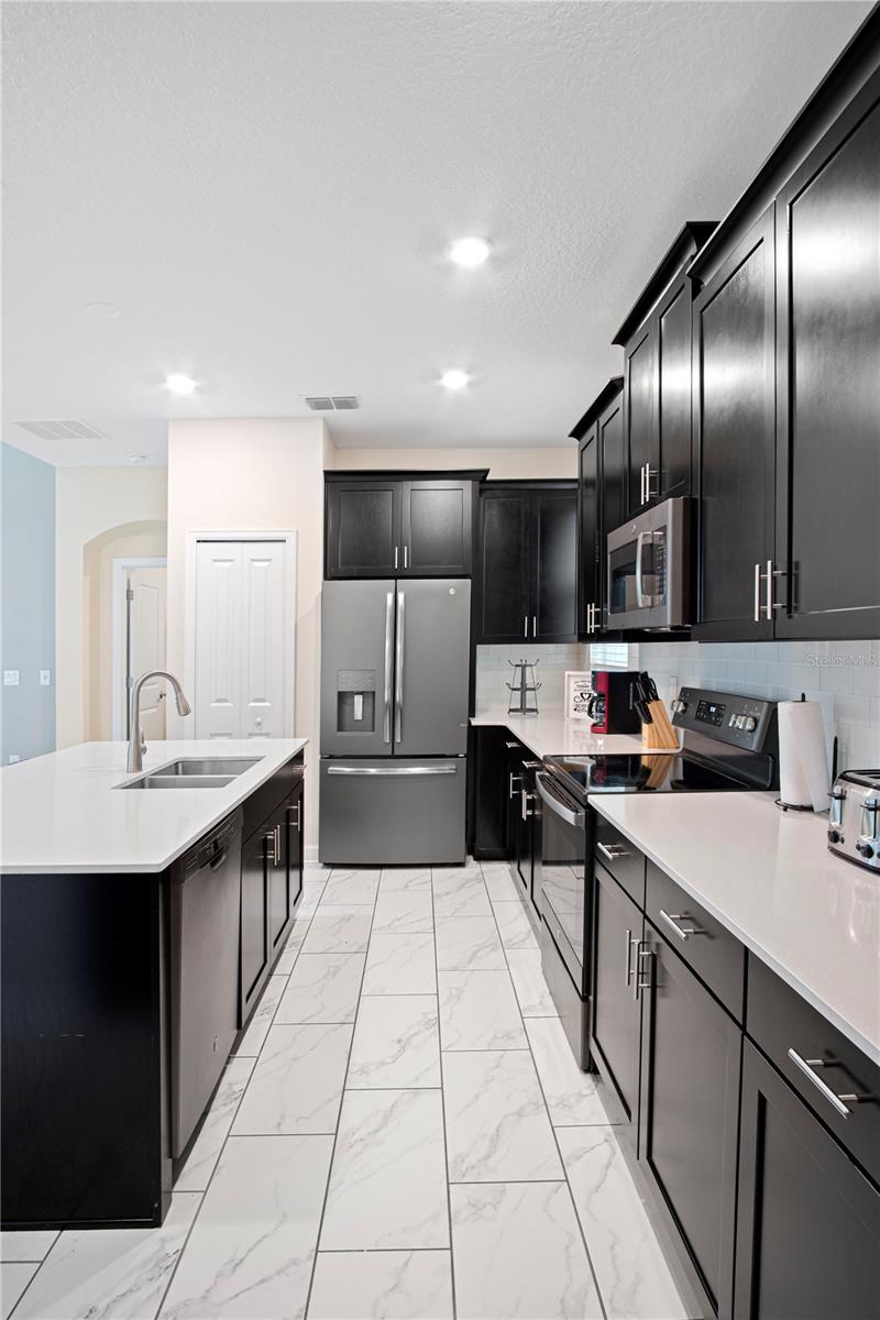 860 STICKS ST, DAVENPORT, FL, 33896