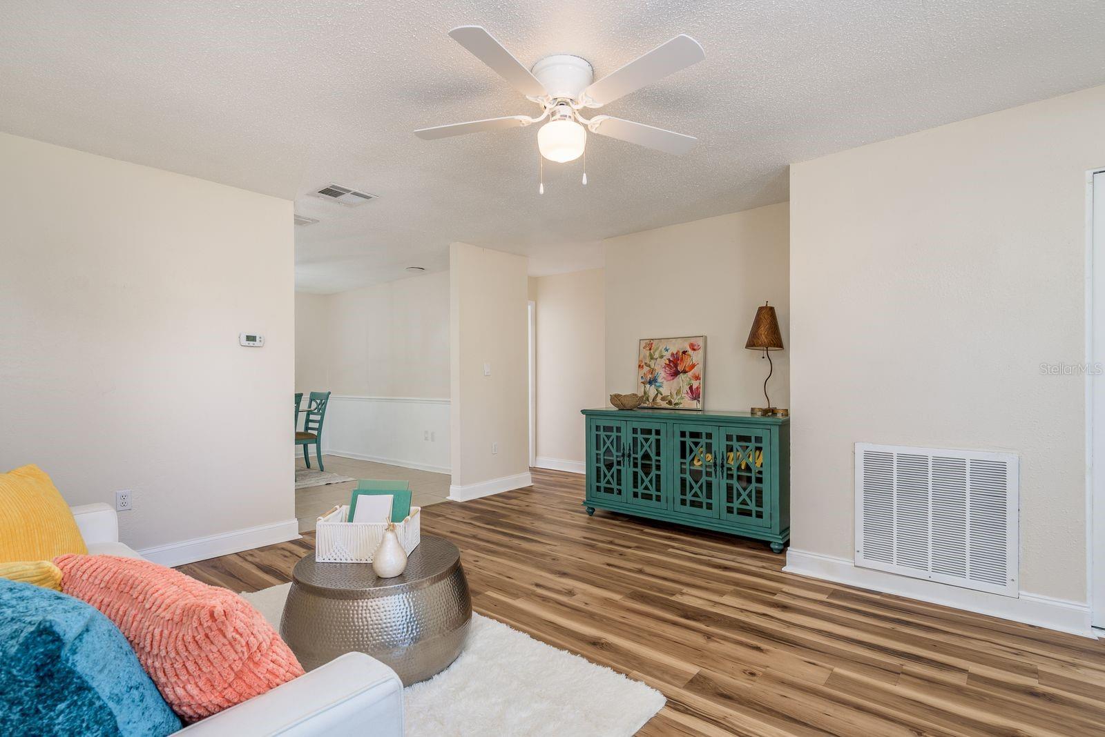 2540 SOUTHPOINTE DR, DUNEDIN, FL, 34698