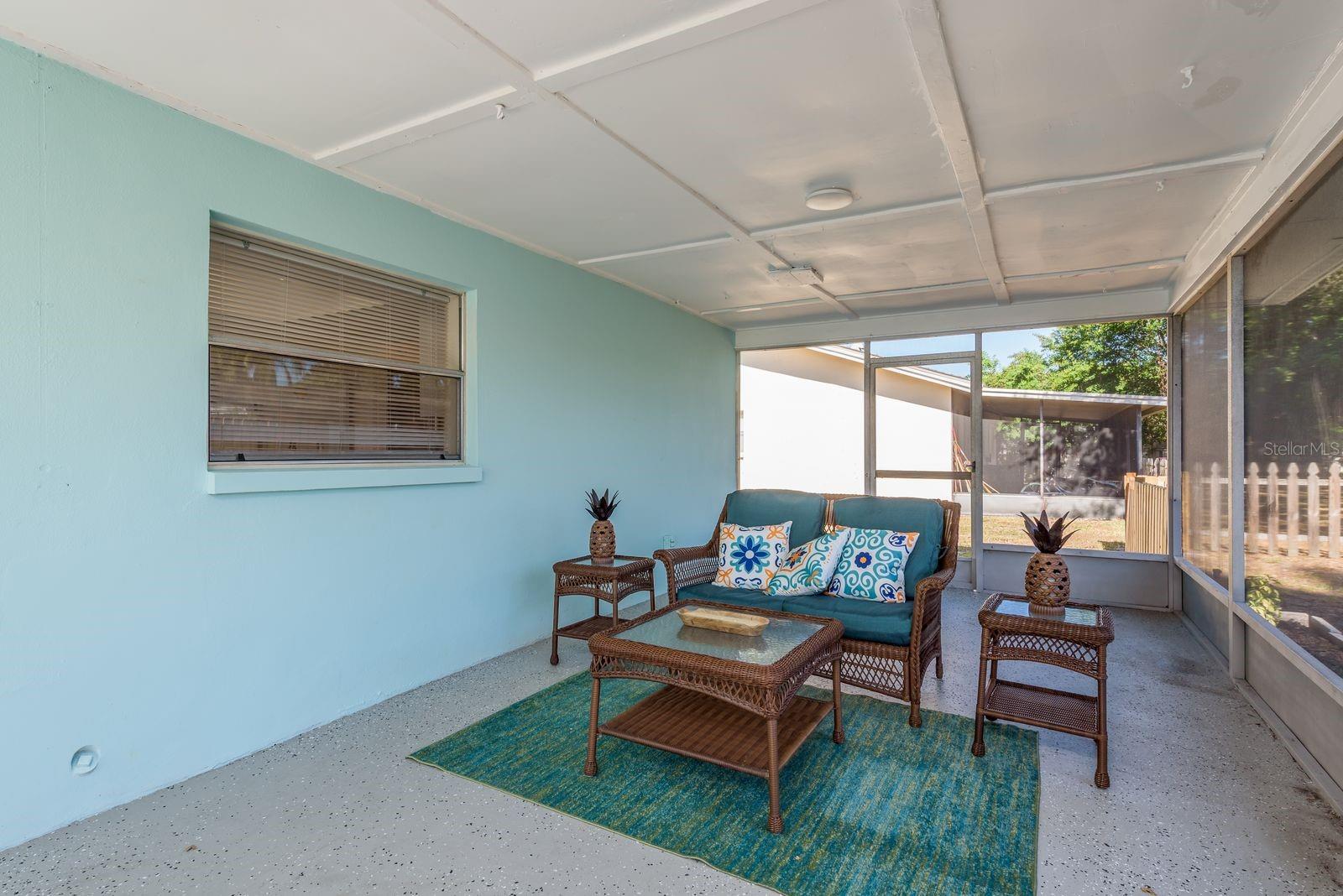 2540 SOUTHPOINTE DR, DUNEDIN, FL, 34698