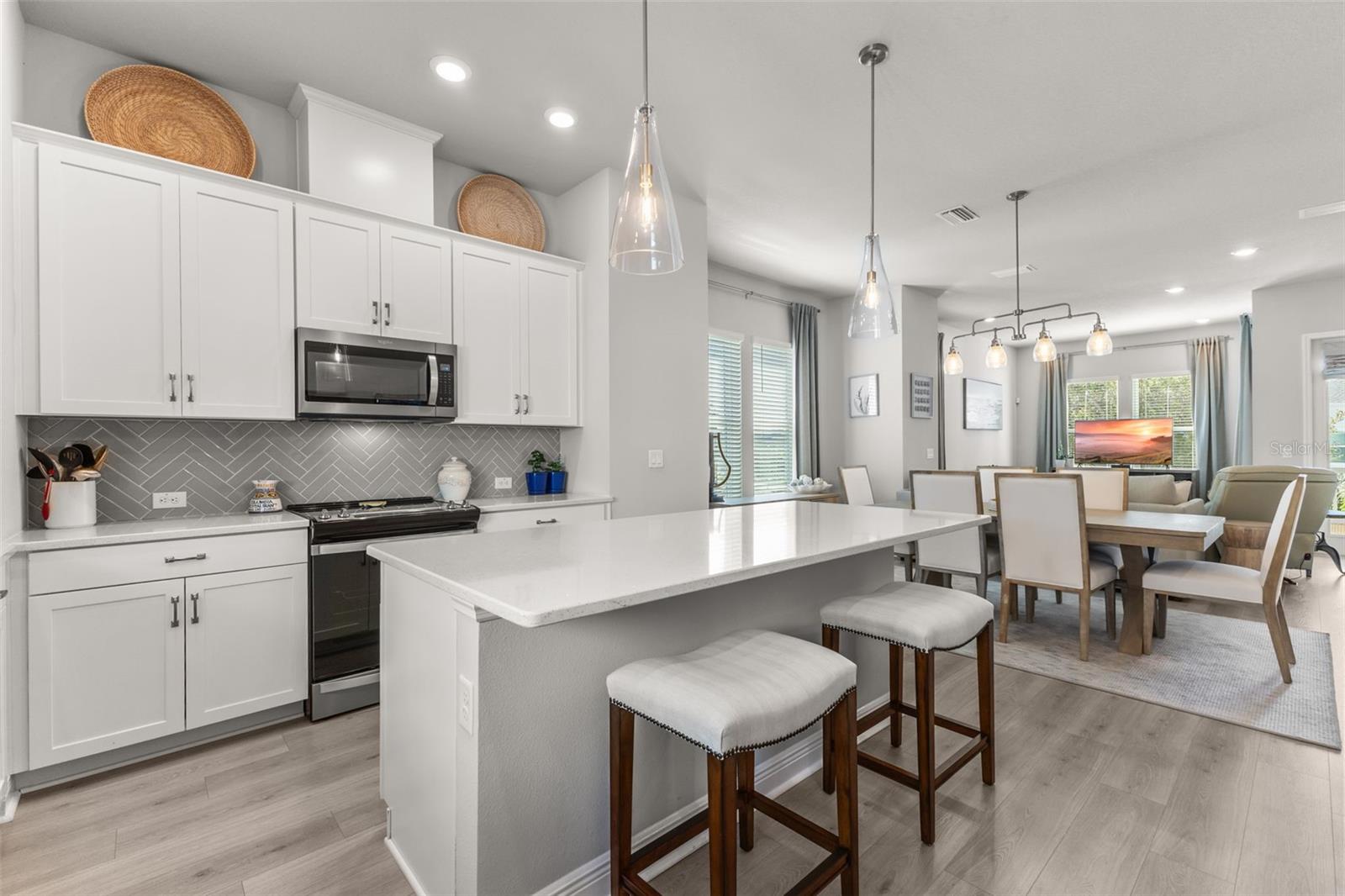 2467 MANGUM CT, SARASOTA, FL, 34237