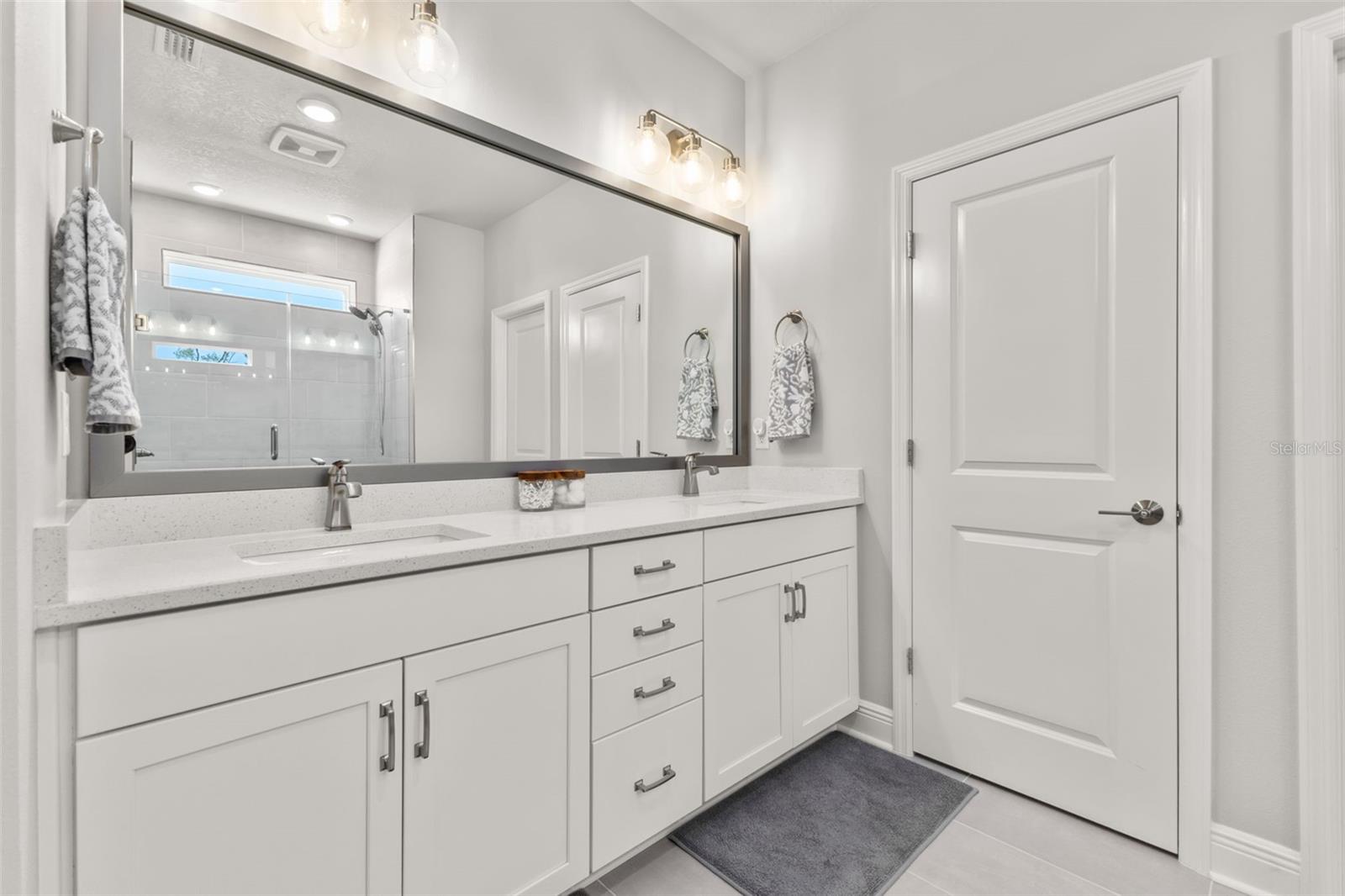 2467 MANGUM CT, SARASOTA, FL, 34237