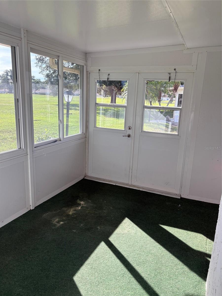 TB8439966 Property Photo