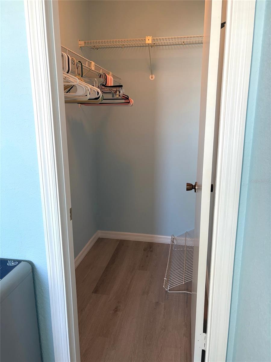 TB8439966 Property Photo